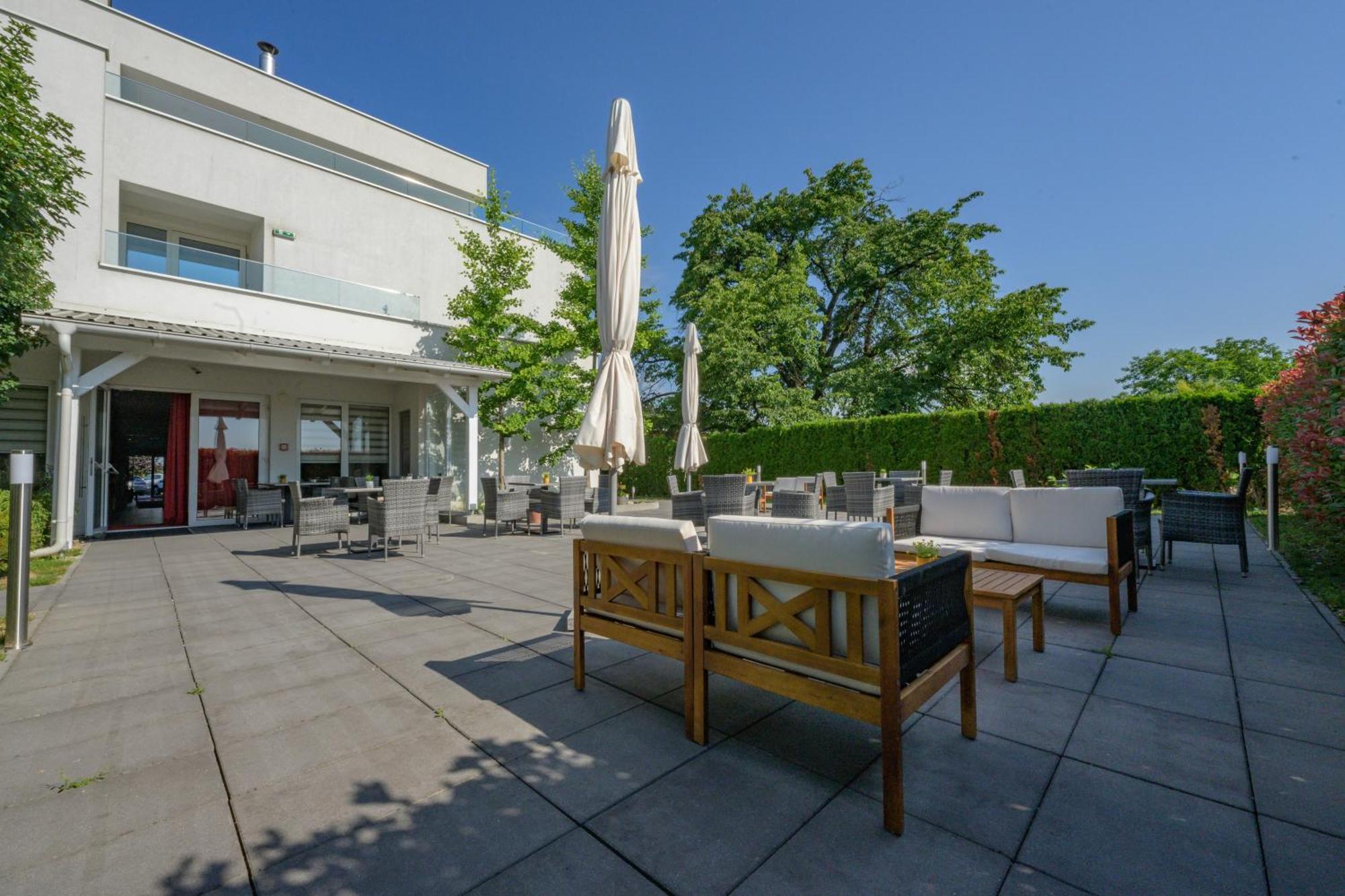 Hotel Magdalena Zagreb Ngoại thất bức ảnh