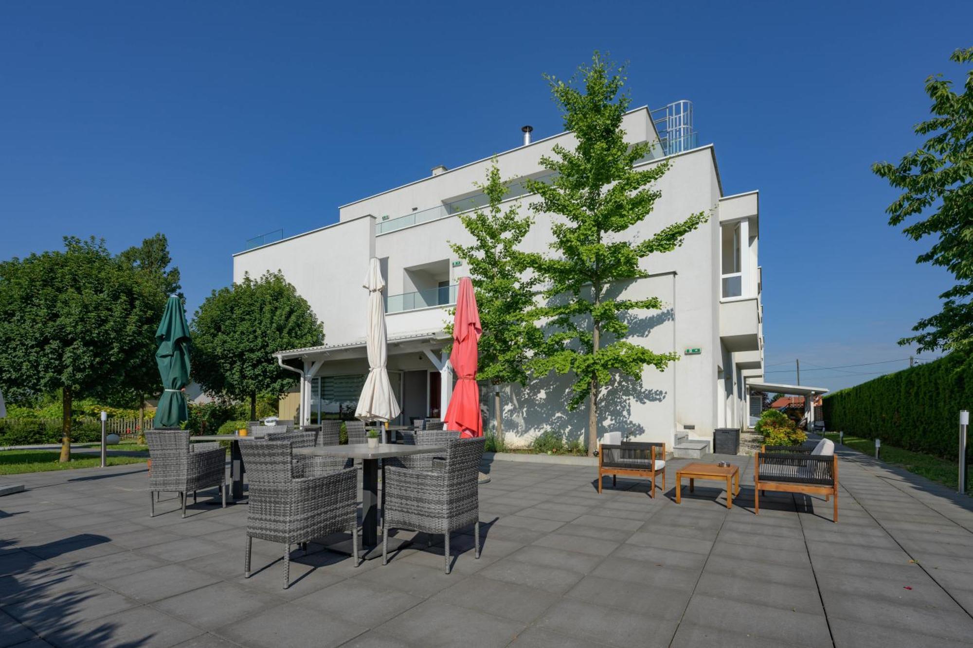 Hotel Magdalena Zagreb Ngoại thất bức ảnh