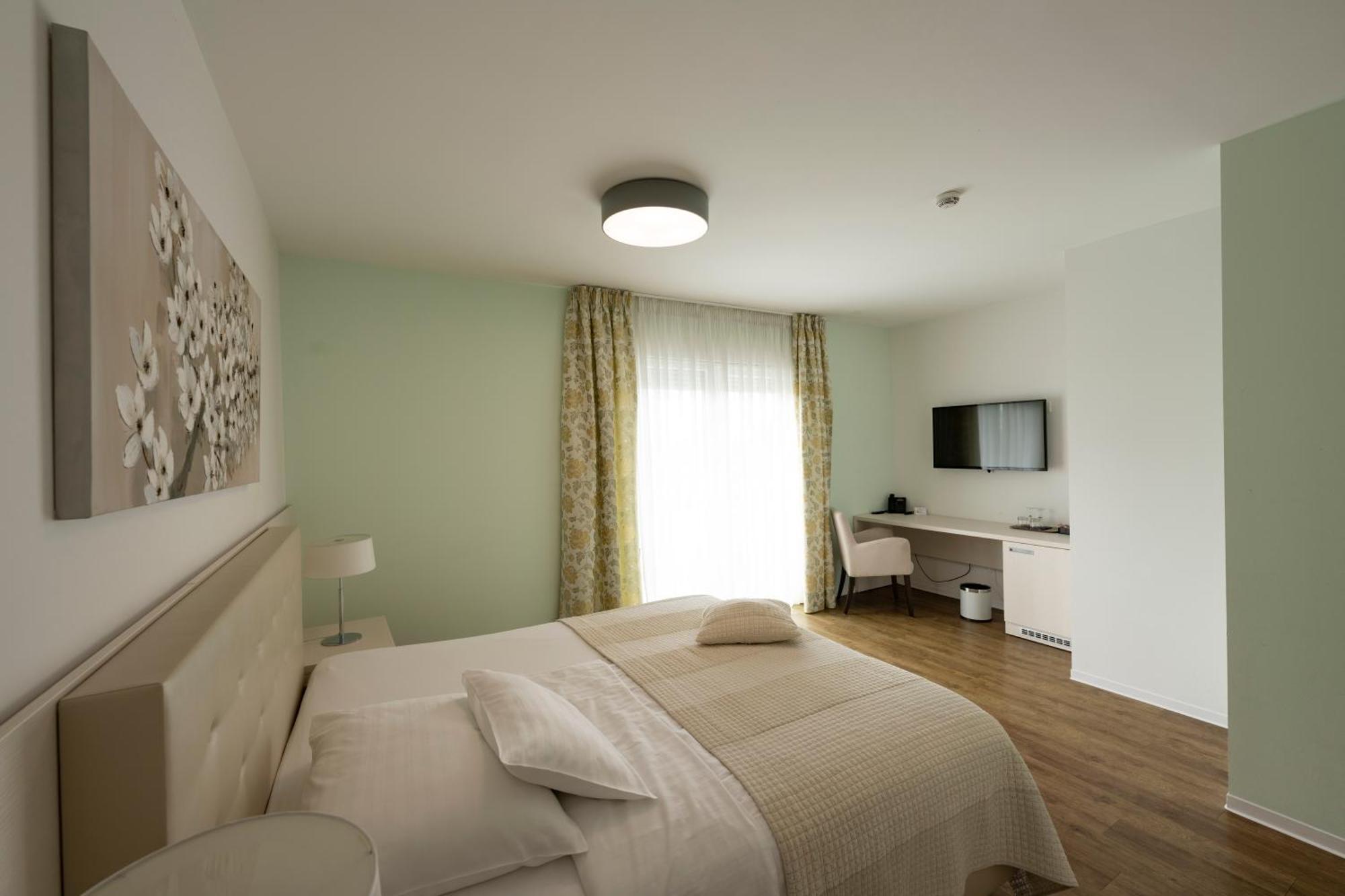 Hotel Magdalena Zagreb Ngoại thất bức ảnh